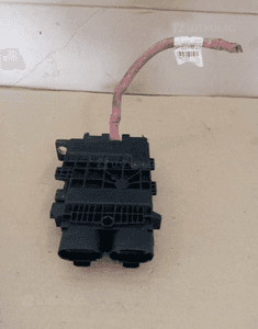 Klema plusowa moduł Renault Laguna III 240800003R 2