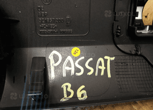 Osłona zaślepka deski konsoli VW Passat B6 3C1857200D 9