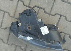 Audi A3 8P lampa przod przednia lewa 6