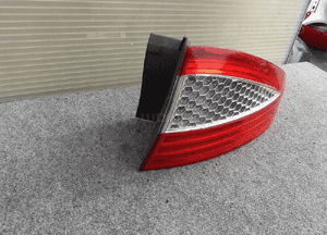 Lampa tył tylna prawa ford mondeo MK4 hb oryginał wysyłka! 3