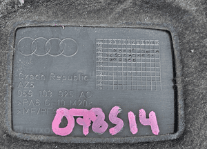 Oslona 059103925AQ Pokrywa Silnika Na silnik Górna Emblemat 2.7 3.0 TDI V6 Audi A4 B8 A5 Q5 13