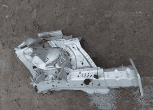 Volvo XC60 podłużnica ćwiartka lewa przód 08-13 3