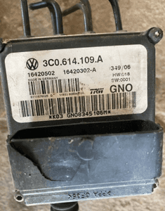 Pompa hamulcowa abs vw passat B6 3C0 2005- 8