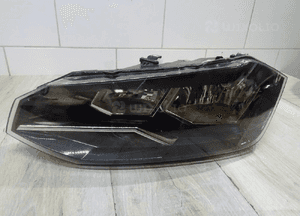 VW Polo  Lampa Przód lewa 2g1 2G1941005 VI LLU 1