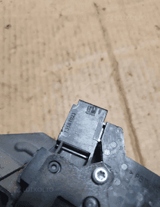 Zamek klapy tył opel astra j nr 13581023 4