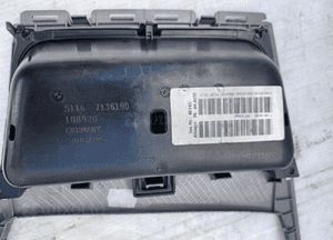 Bmw 1 E81 E87 E82 E88 schowek dekor ramka panel 7136190 4