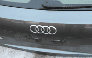 Tylna klapa audi A4 B8 avant LX7R 2012 11
