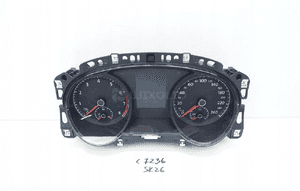 Licznik zegary vw sportsvan 517 22044KM 517920740D 1