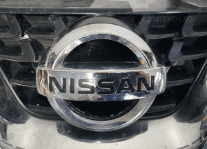 ATRAPA GRILL ZNACZEK Nissan Juke I F15 lift 14- 5