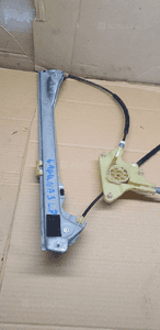 Mechanizm podnośnik szyby lewy przód przedni lewy Renault Laguna III 807010002R 6