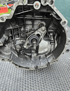 Skrzynia 6 Biegow FYA 1.9 TDI AVF AWX 130KM Diesel Audi A4 B6 B7 VW 8