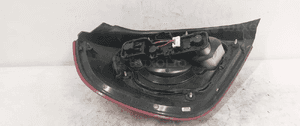 .  TYL TYLNA LAMPA PRAWA NISSAN ALMERA N16 LIFT 4