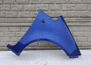 Mitsubishi colt 3D 03-08 błotnik przedni prawy 1