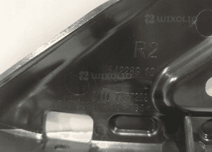 BMW 7 G11 G12 Ślizg / Mocowanie zderzaka R - 15887 5