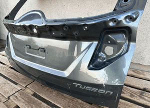 Klapa bagaznika tyl tylna hyundai tucson iv 4 2020- bardzo ladna 4