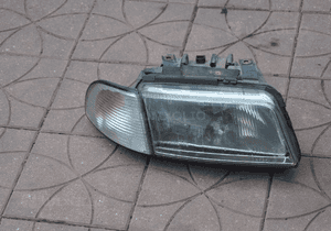 audi A4 lampa prawa WYSYŁKA 2