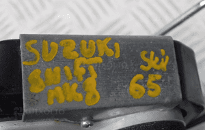 Zamek drzwi lewy przód suzuki swift MK8 912210412 686 6
