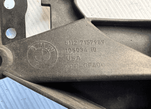Bmw X5 X6 E70 E71 ślizg mocowanie błotnika przedniego przód 5112 7157989 3