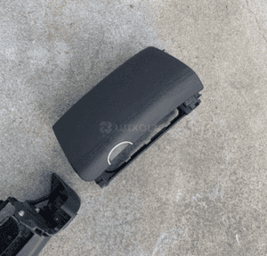 MERCEDES cls 219  SCHOWEK pasażera klapka zamek