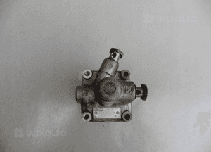 Pompa wspomagania Nissan Trade 2,8D 85 BAR 7681955174 3