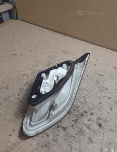 OPEL ASTRA J HB Lampa tył prawa w klapę 5