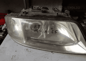 lampa prawa przód audi a 6 c 5 uszkodzona 1