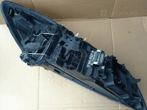 Volvo C30 lampa przod przednia prawa lub lewa 10