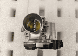 Przepustnica Powietrza Opel Chevrolet 55565489 Bosch NOWA 4