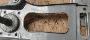 Mechanizm podnośnik szyby lewy tył BMW 3 E46 7011205 5