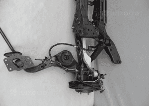 ZAWIESZENIE LEWY TYŁ ZWROTNICA NISSAN X TRAIL T32