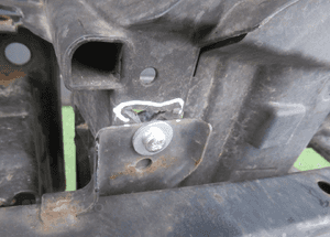 Pas przedni przód wzmocnienie czołowe belka zderzaka ford fiesta MK7 lift 2012-2017 rok 5