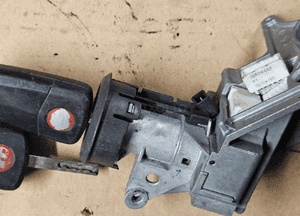 Opel Astra H III 3 stacyjka kluczyk 2