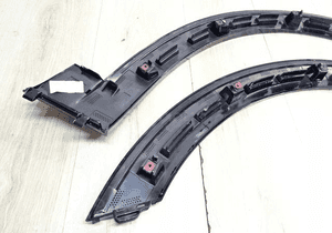 LISTWA BŁOTNIKA lewa PRZÓD CAYENNE III 9Y0853817 7