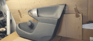 Tapicerka boczek prawy przód przednia prawa Toyota Aygo 67611-0H010 3