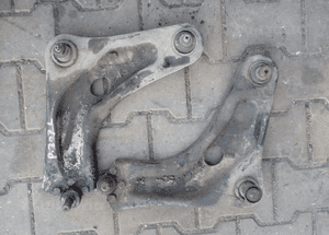 Peugeot 207 wahacz przod przedni prawy lewy 07