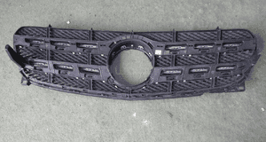 Mercedes atrapa grill 2