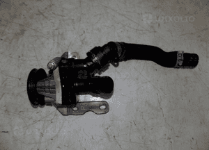 Volvo XC40 1.5 plug-in hybrid hybryda pompa wody 32257932 1