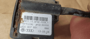Czujnik przyspieszenia Audi A8 D3 3D0907651 4E0616575B 7
