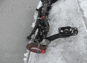 ZAWIESZENIE PRAWY TYŁ ZWROTNICA WAHACZ TIGUAN II 5NA AUDI Q3 83A 4X4 1