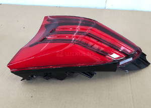 Lampa tył Toyota CHR C-HR lift 81550-F4130-00 3