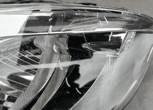 Lampa prawa prawy przód Nissan Micra K13 4