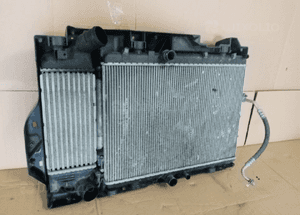 Pas przedni komplet chłodnice wentylator Citroen C5 Peugeot 407 2.0 HDI 136 km 5