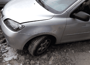 Mazda 2 02-07 DY  Maska zderzak pas lampa atrapa  zamek szyba klapa w kolor 22V 5
