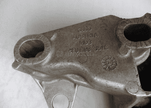 Wspornik łapa podpora silnika prawa audi A6 C6 4F0199352E 4