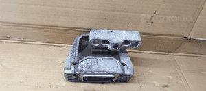 Łapa poduszka silnika VW Passat B6 1.9 1K0199262AM 4