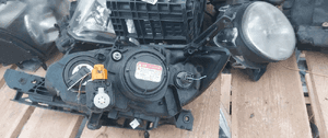 Przod przednia lampa prawa mazda 3BK xenon !bez przetwornicy! 3
