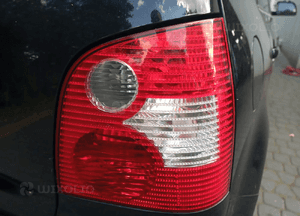 VW Polo 02-06 lampa tyl tylna prawa lewa 1