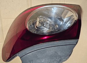 VW Golf 5 V  Plus lampa tył tylna prawa Valeo 4