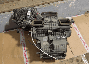 Nagrzewnica z klimatyzacja renault kangoo 272707003R 4