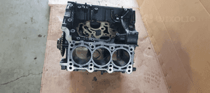 Silnik blok silnika słupek dół VW Touareg 7L 3.0 TDI BKS 059011AR 3